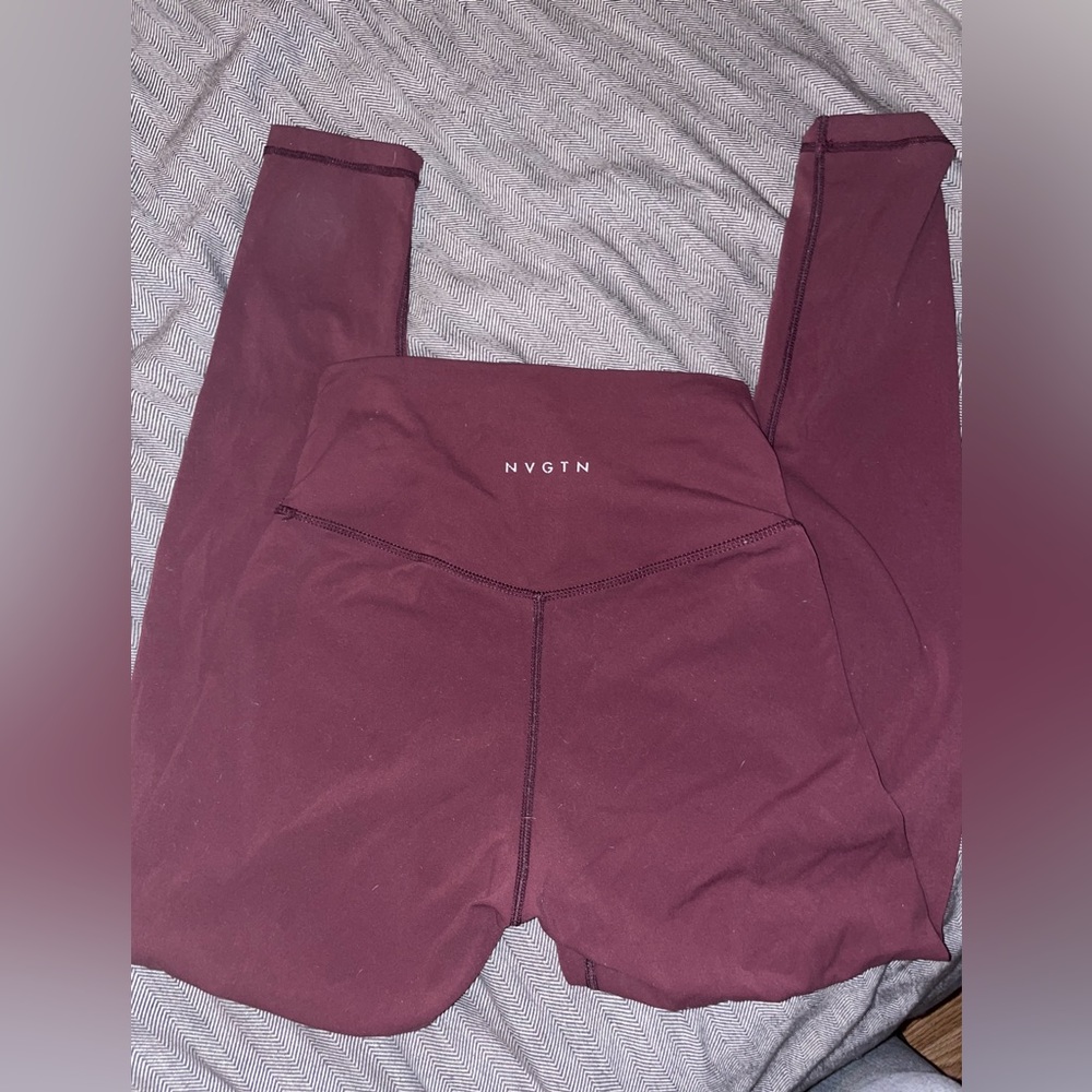 NVGTN signature leggings